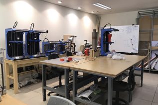 Laboratorio de manufactura digital PDI-UNAM